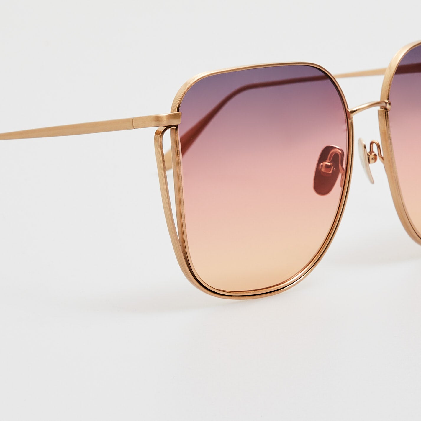 Camry Sunglasses in Matt Champagne and Sunset Gradient