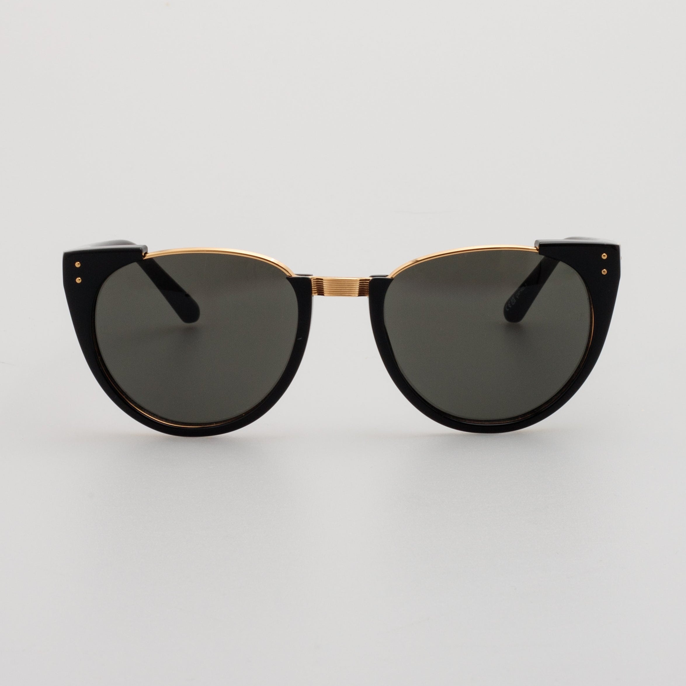 Iris Oval Sunglasses in Black
