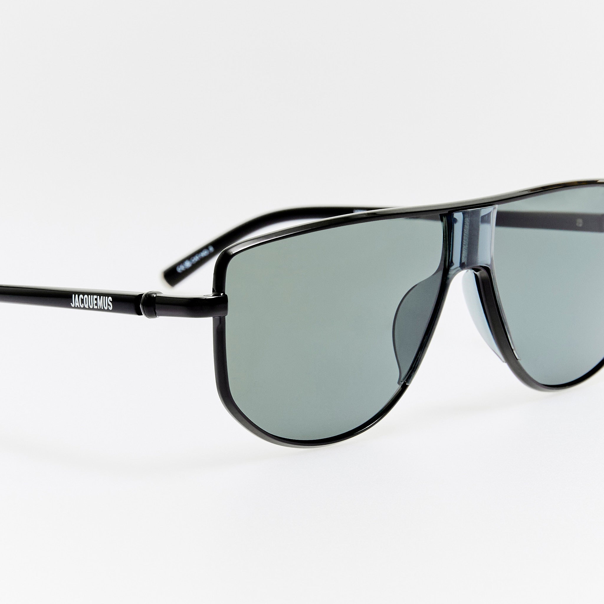 Corsa Sunglasses in Black and Grey - LINDA FARROW - Sunglasses -