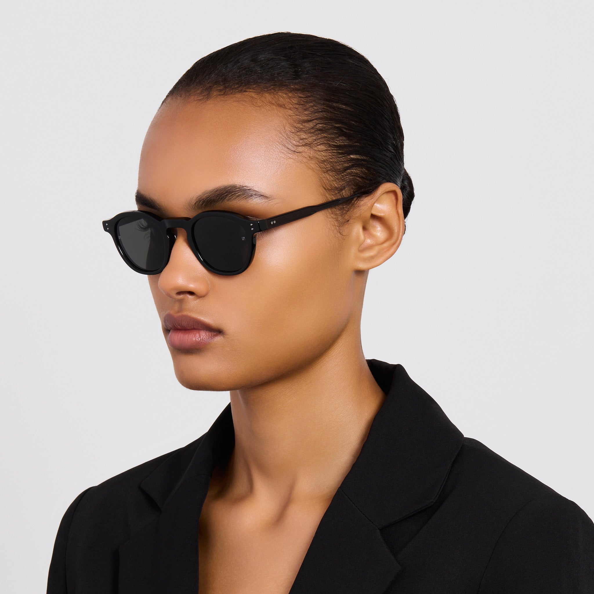 Heath Sunglasses in Matt Black - LINDA FARROW - Sunglasses -