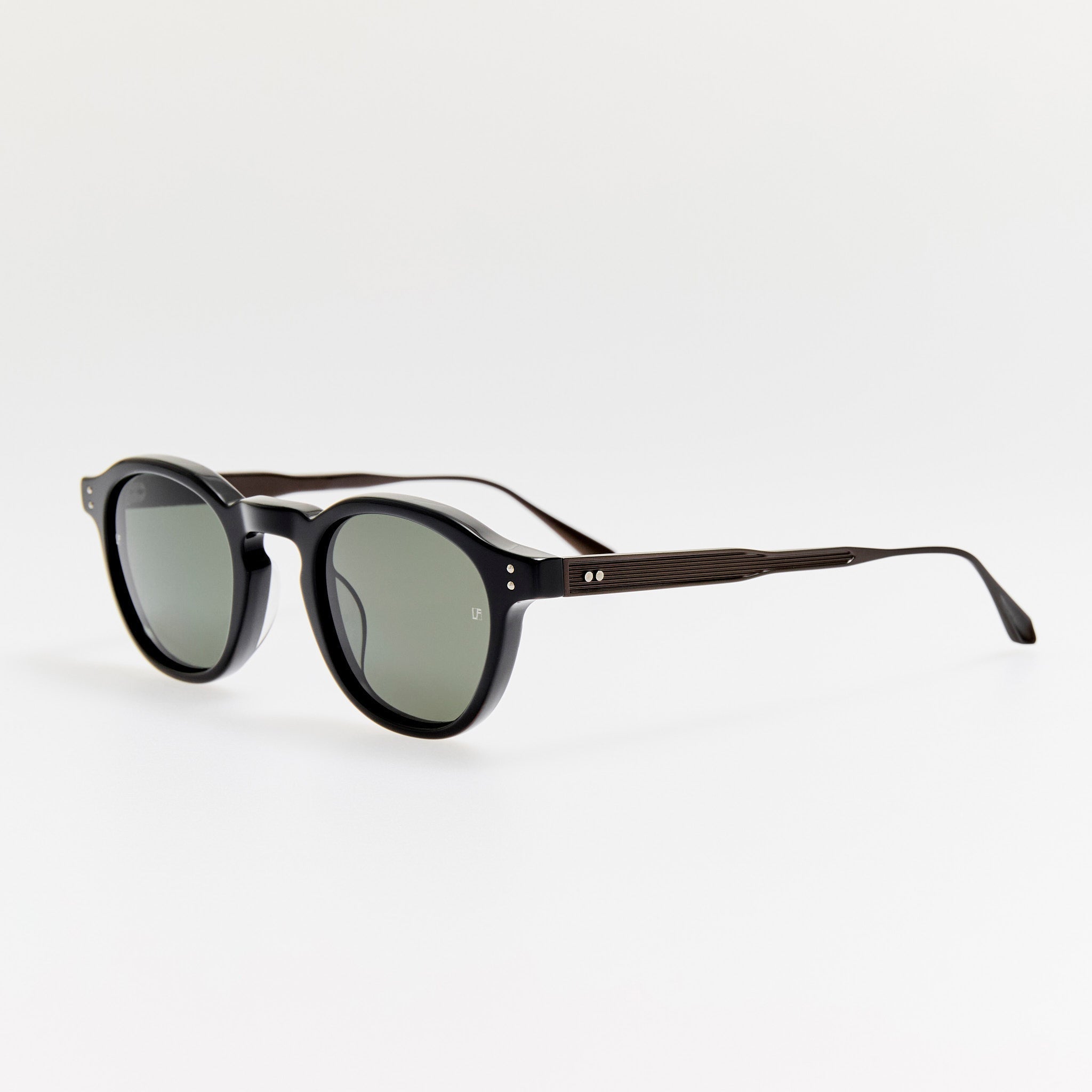 Heath Sunglasses in Matt Black - LINDA FARROW - Sunglasses -