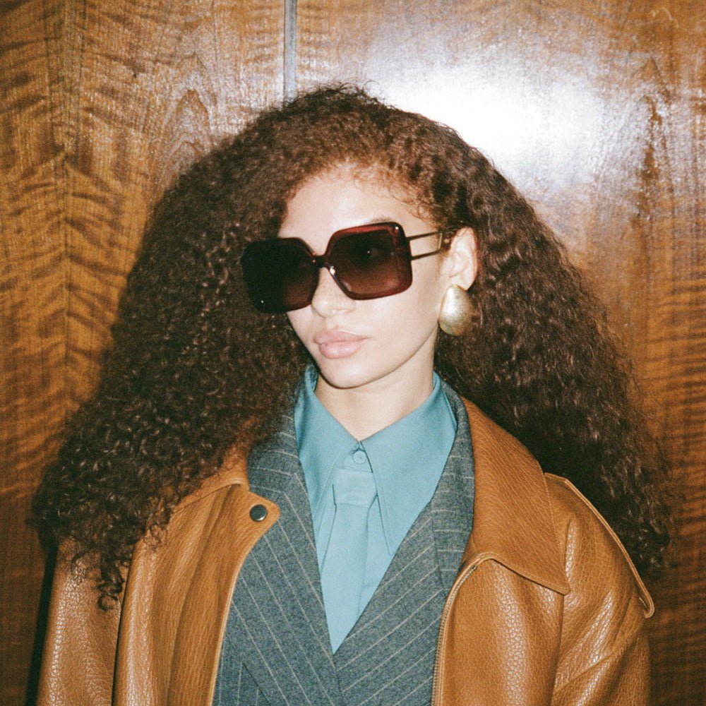 Macy Vista Temple Sunglasses in Honey - LINDA FARROW - Sunglasses -