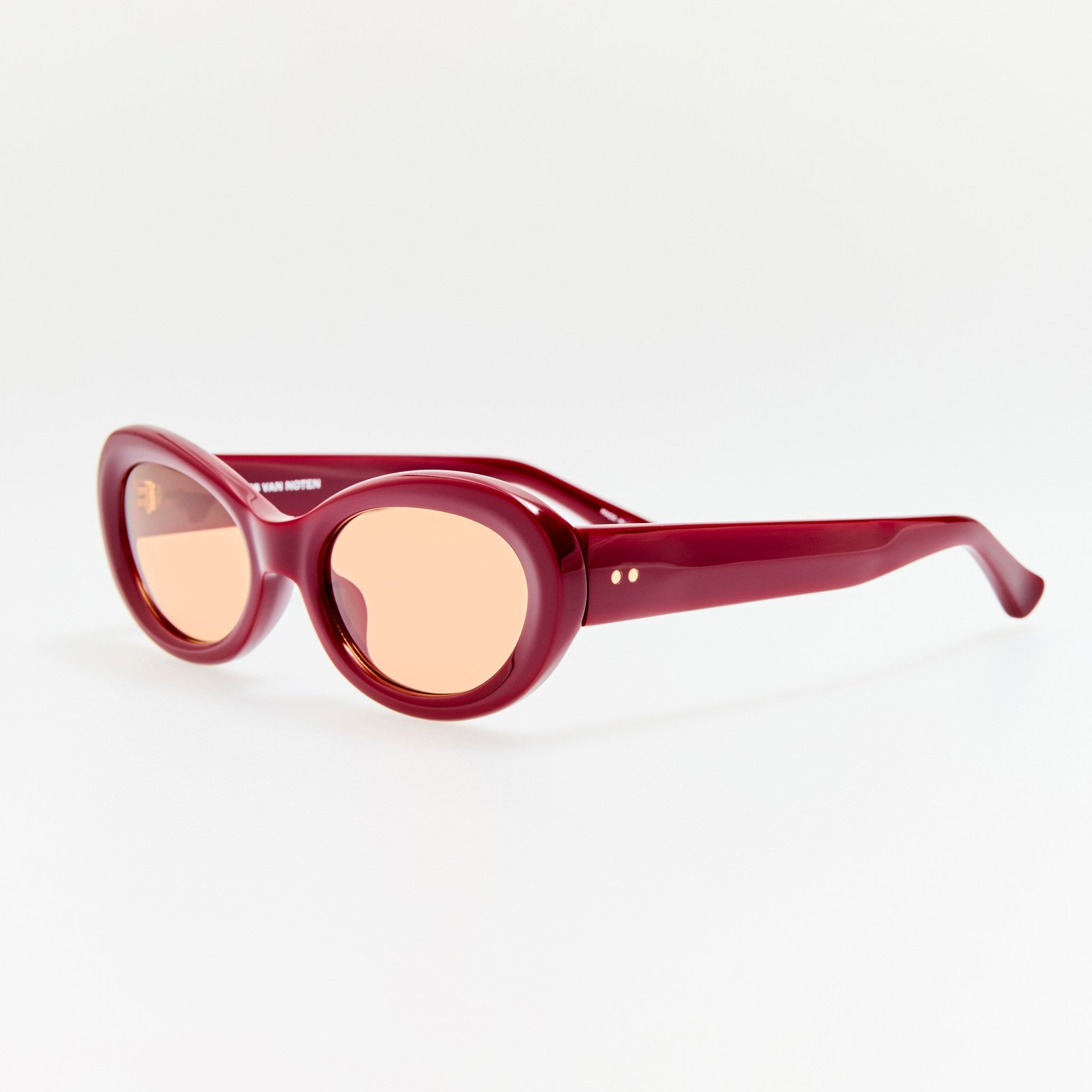 Oval Sunglases in Red - LINDA FARROW - Sunglasses -