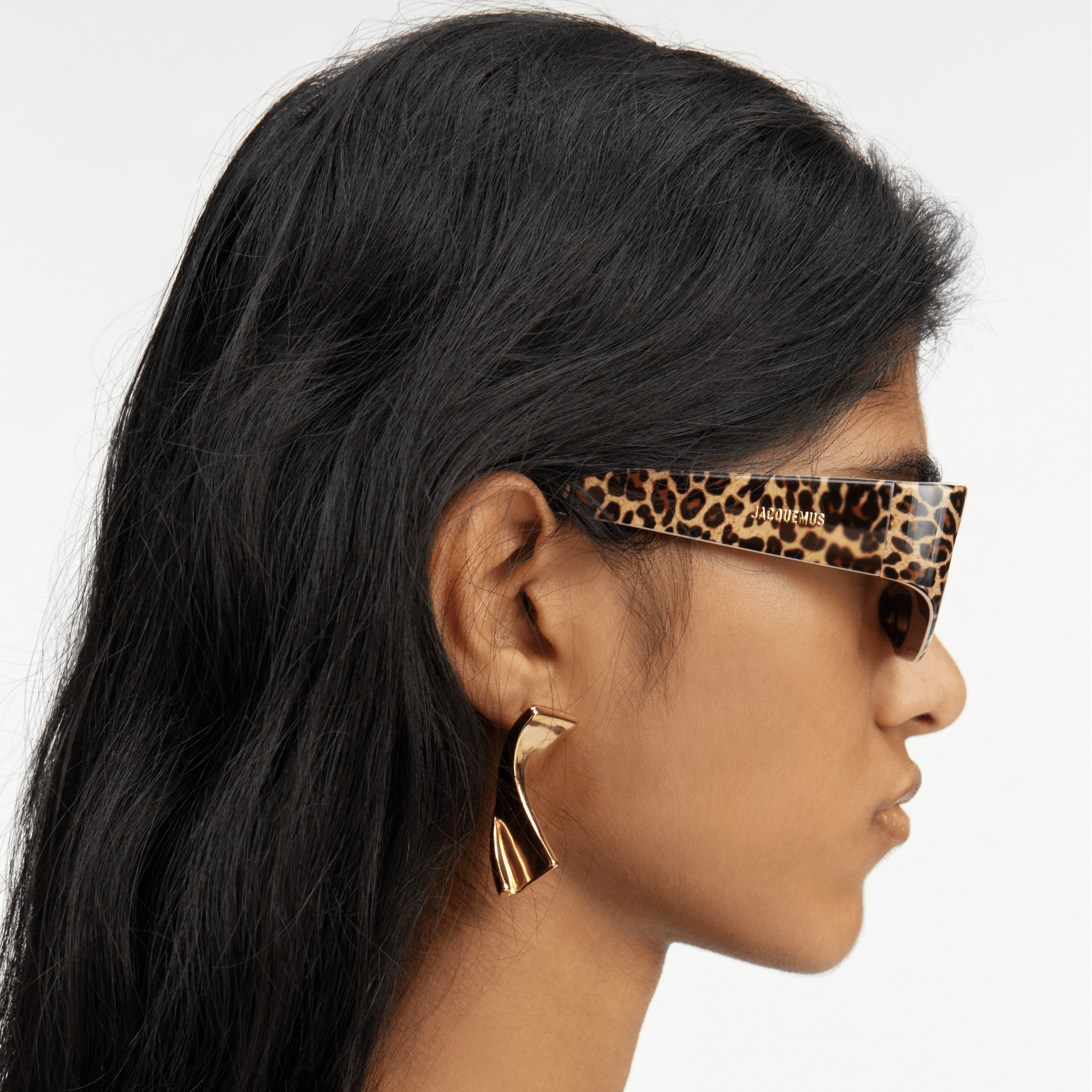 Ovalo Oval Sunglasses in Leopard - LINDA FARROW - Sunglasses -