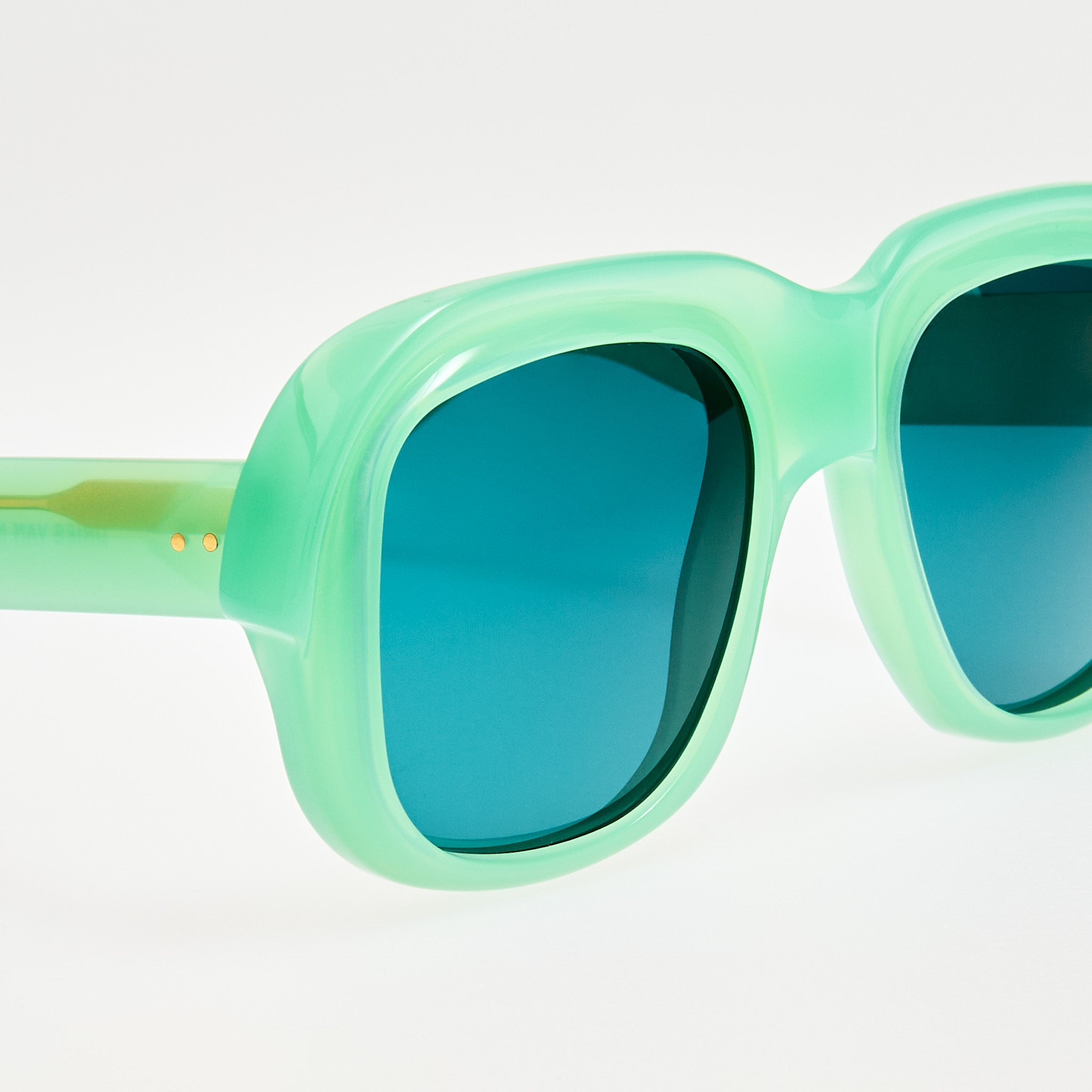 Oversize Sunglasses in Light Green - LINDA FARROW - Sunglasses -