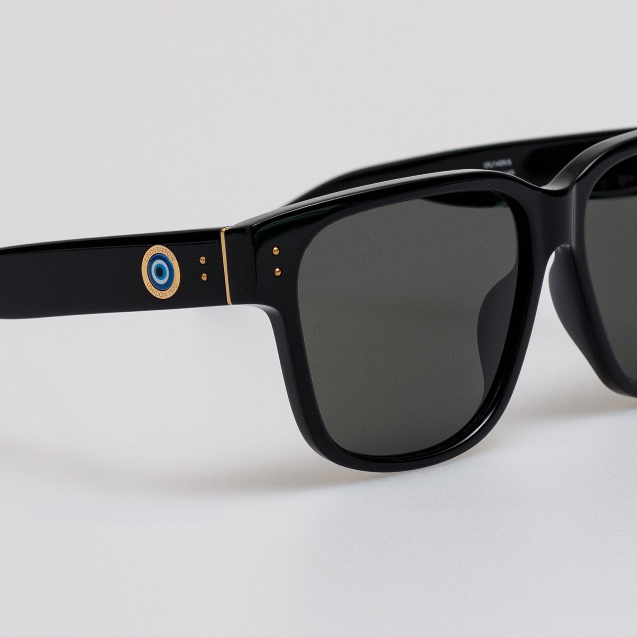 Perry Talisman Sunglasses in Black - LINDA FARROW - Sunglasses -