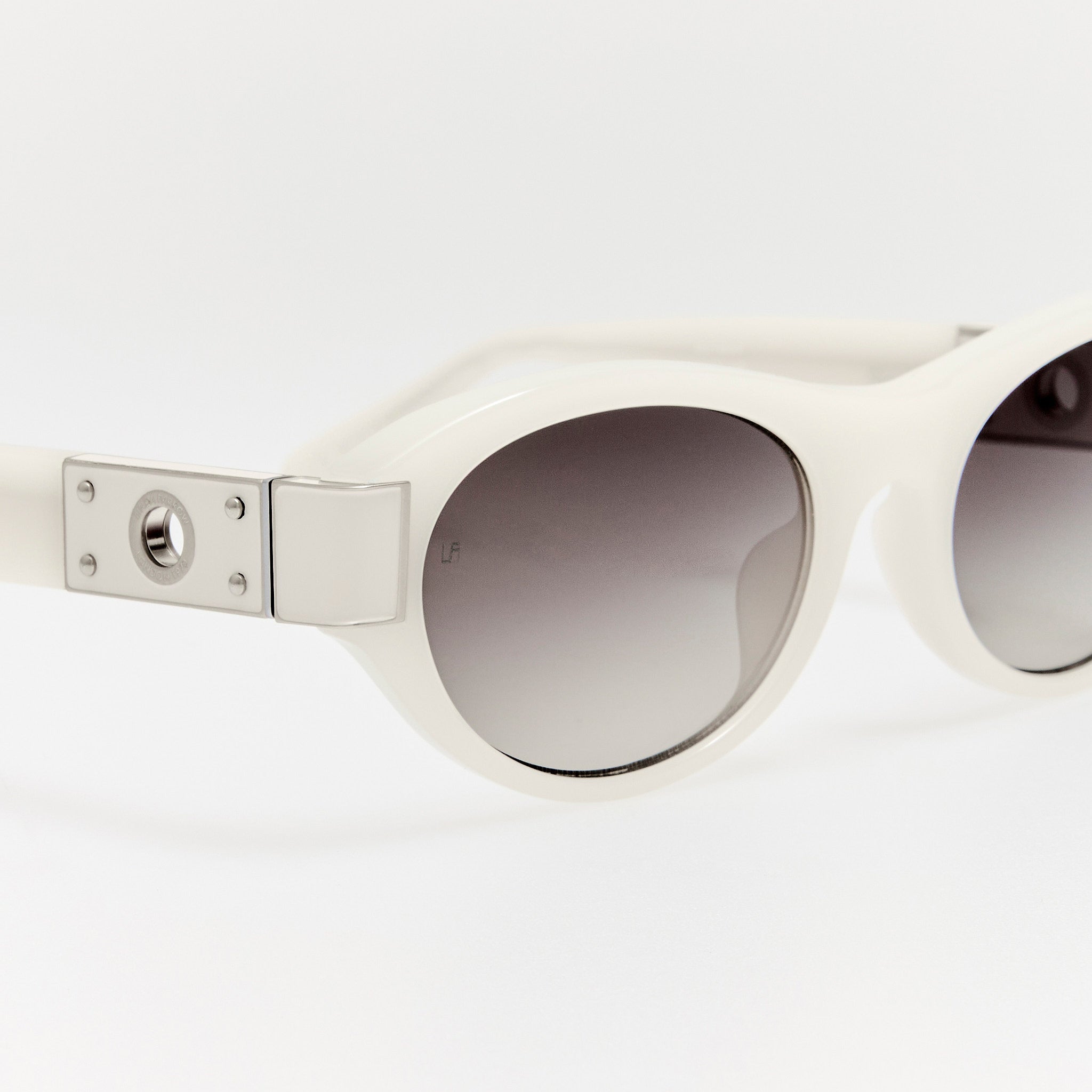 Sirena Sunglasses in Cream - LINDA FARROW - Sunglasses -