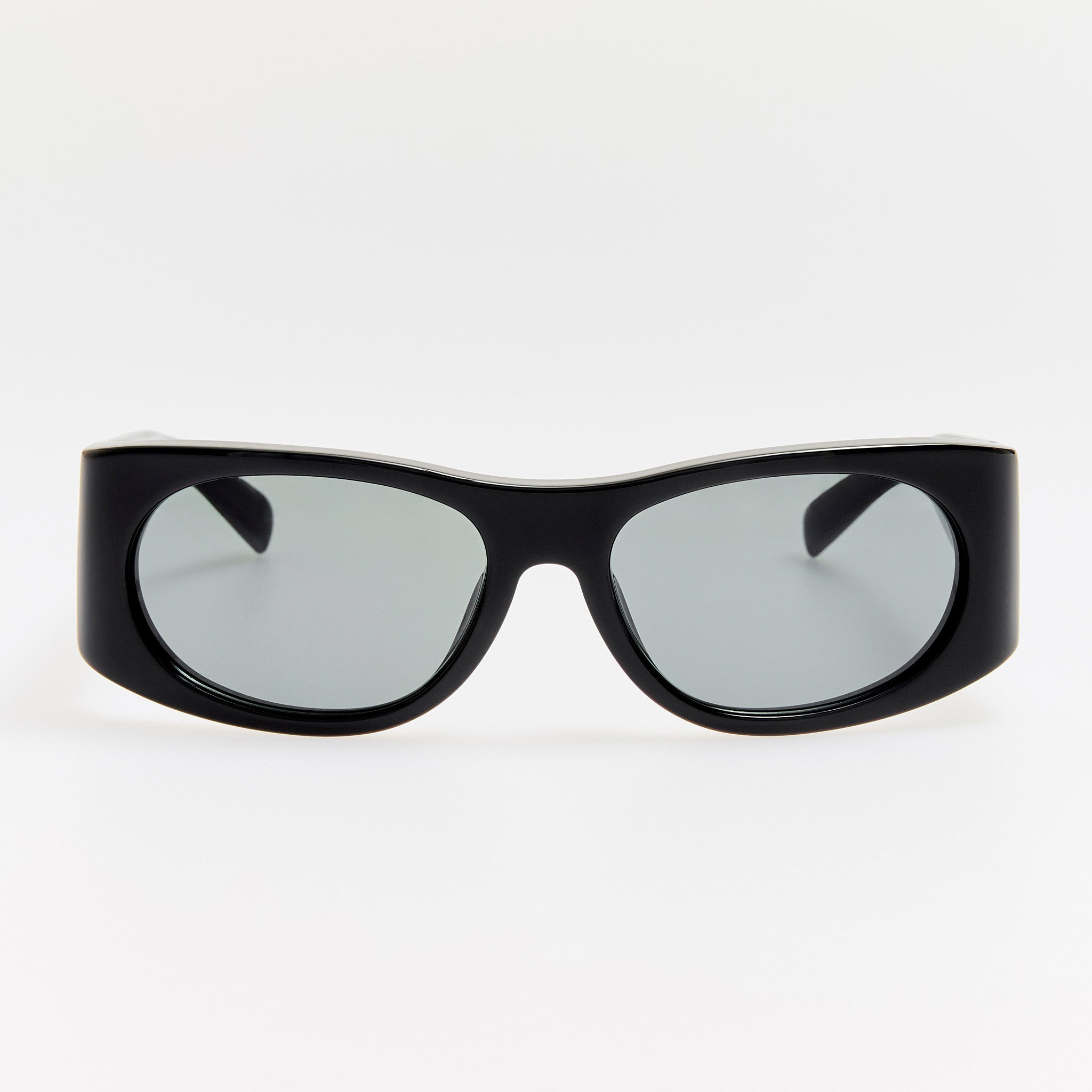 Plage Sunglasses in Black and Grey