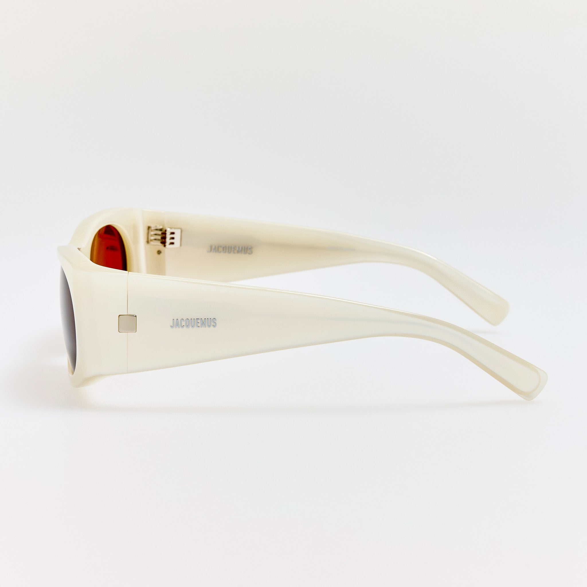 Plage Sunglasses in Metallic White