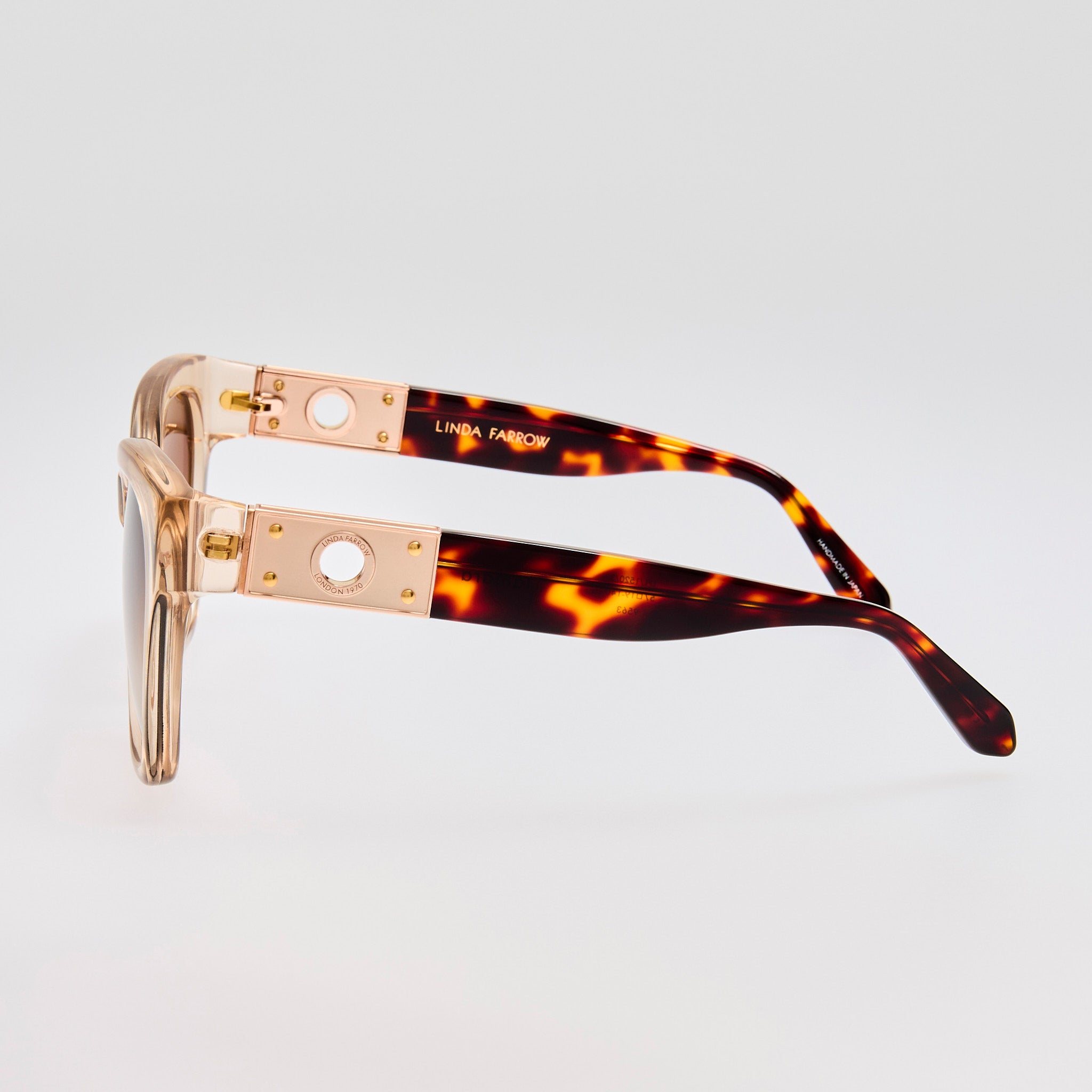 Tamara Cat Eye Sunglasses in Ash