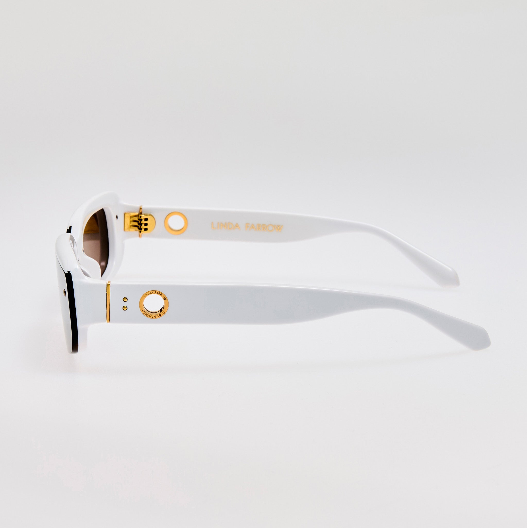 Flick Sunglasses in White
