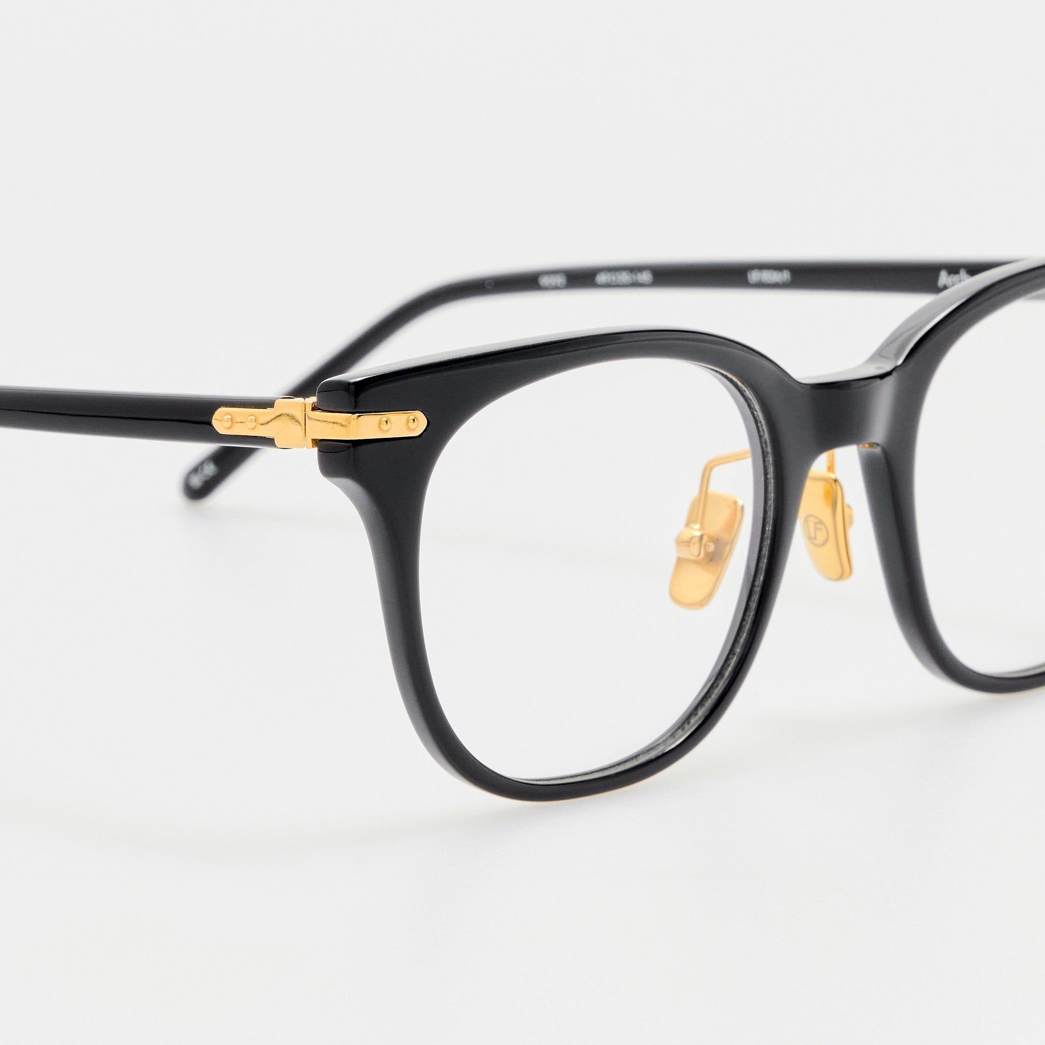 Arch Optical in Black - LINDA FARROW - Optical Frame - 