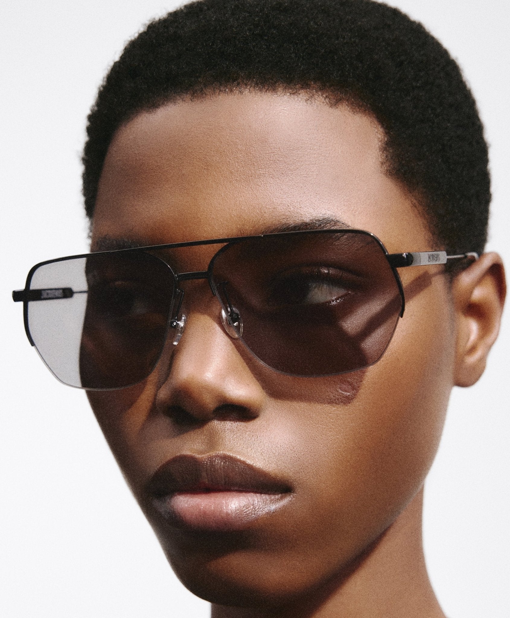 Aviador Sunglasses in Black - LINDA FARROW - Sunglasses - 