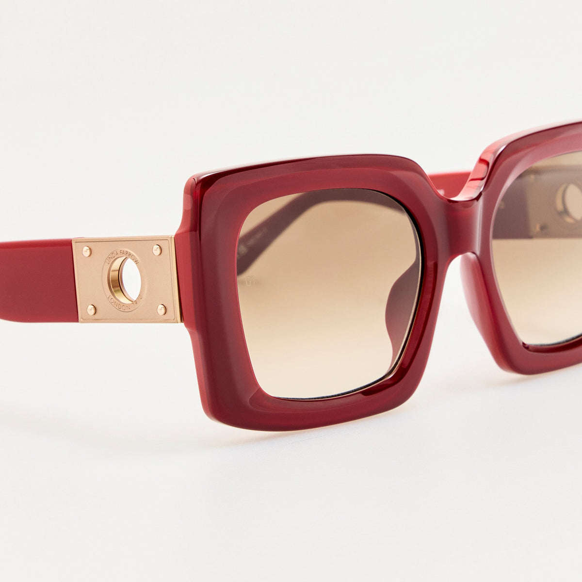 Melba Sunglasses in Scarlet - LINDA FARROW-Sunglasses-