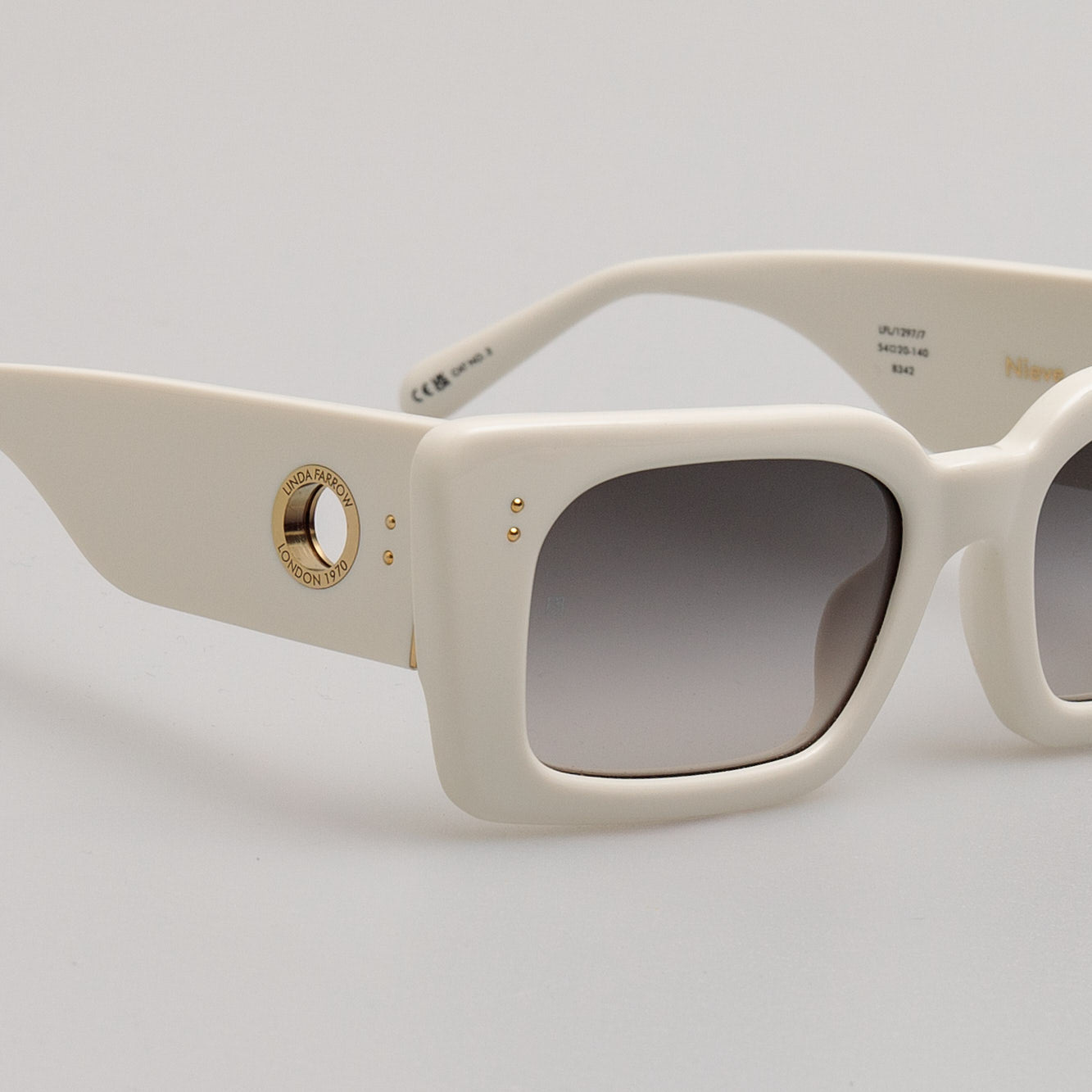 Nieve Sunglasses in White - LINDA FARROW - Sunglasses - 