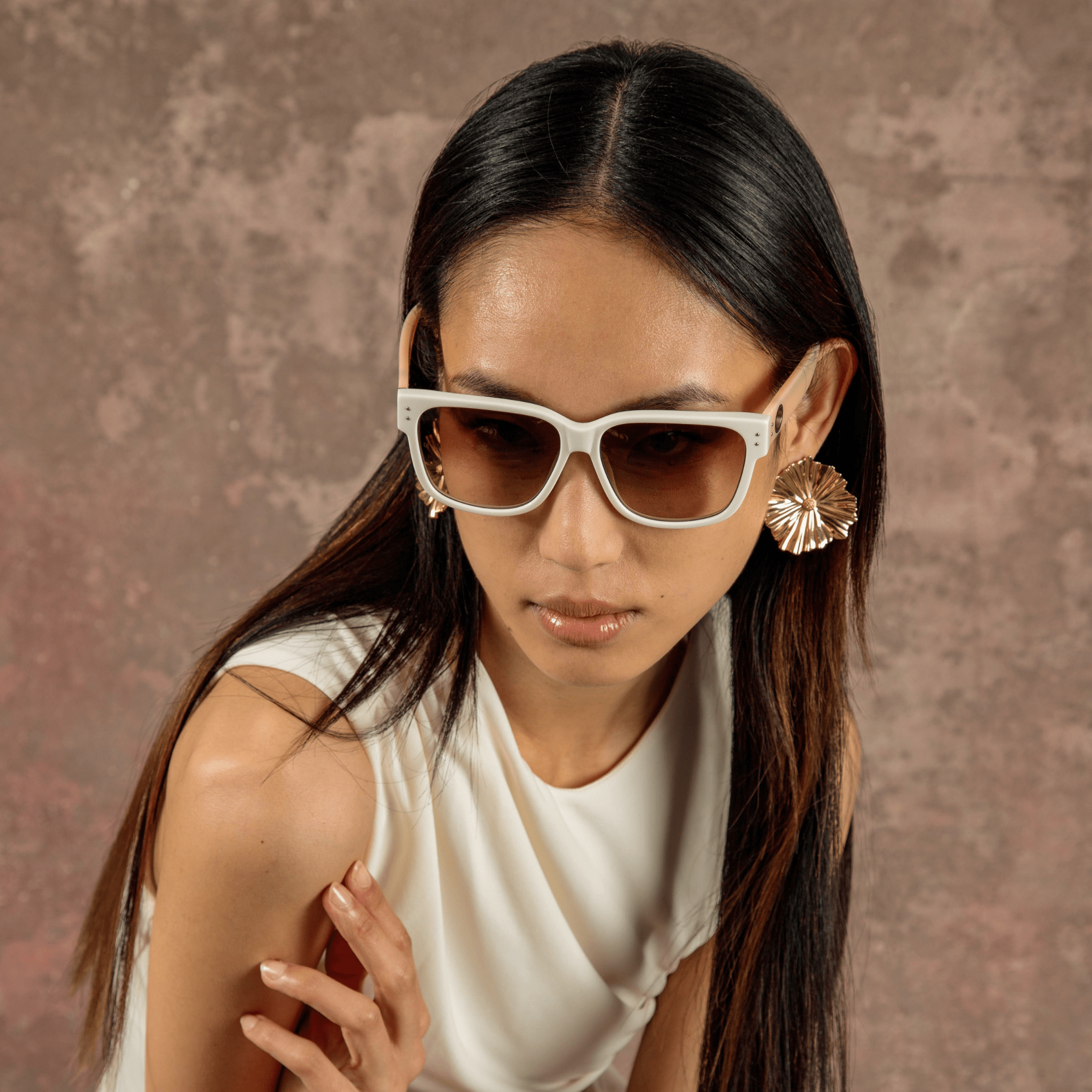Perry Sunglasses in White - LINDA FARROW - Sunglasses - 