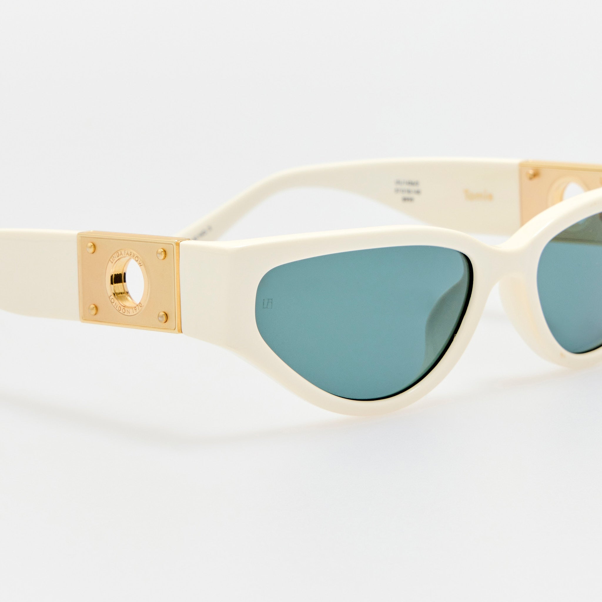 Tomie Sunglasses in White - LINDA FARROW - Sunglasses - 